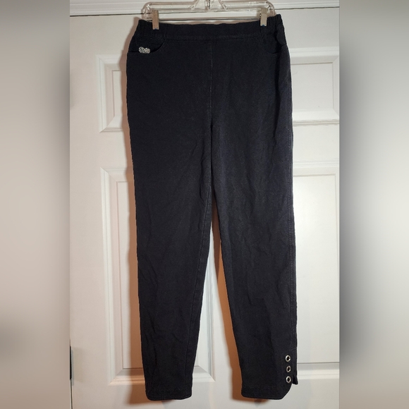 Quacker Factory Pants - Quacker Factory Dream Jeannes Stretchy Black Jeggings Rhinestone Detail M